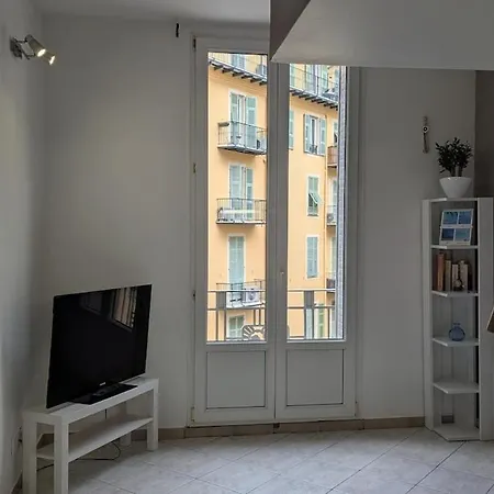 Lejlighed - - Quartier Du Port *